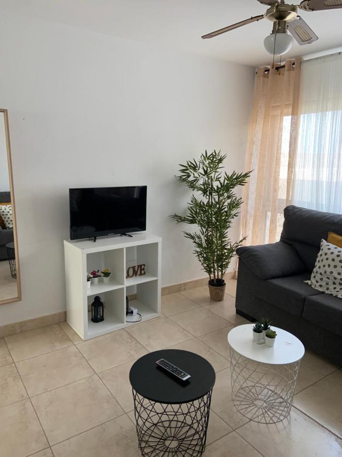 Apartamento Aqui Vive Un Artista كونيل ذي لا فرونتيرا المظهر الخارجي الصورة